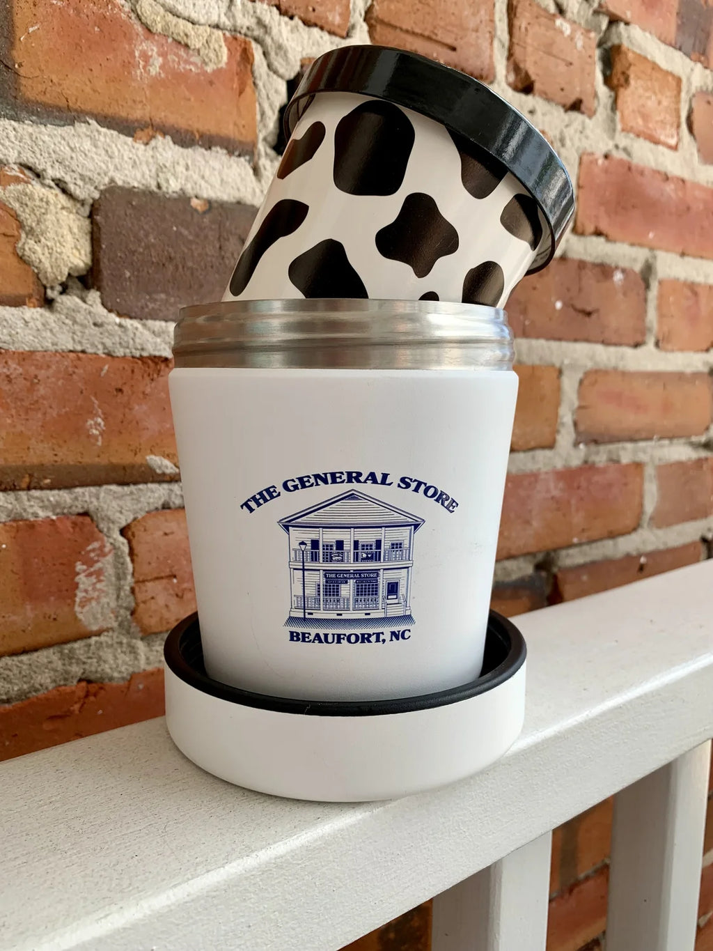 THE GENERAL STORE Logo Ice Cream Canteen