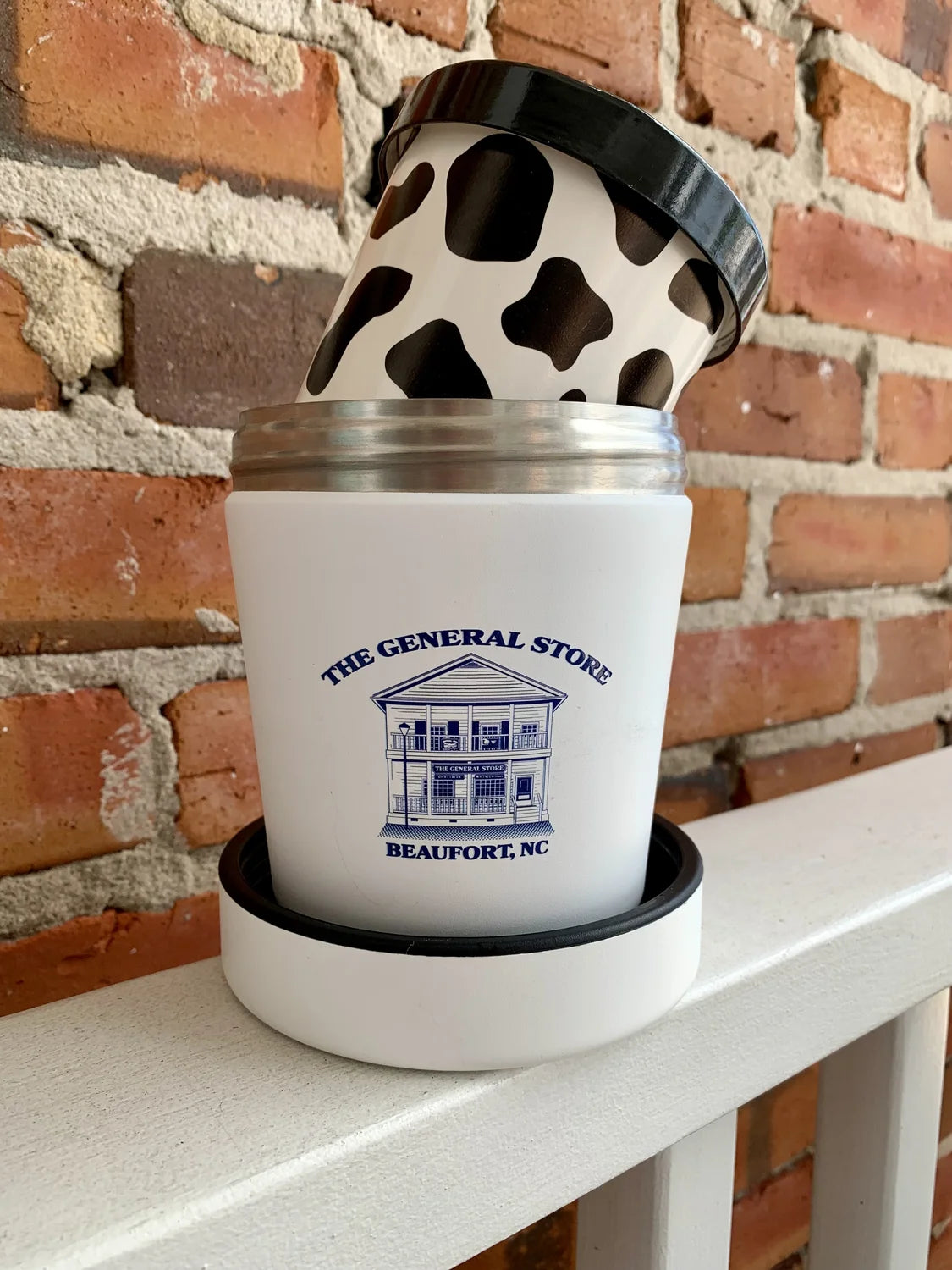 THE GENERAL STORE Logo Ice Cream Canteen